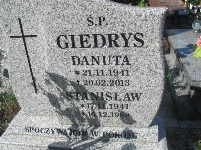 Danuta Maria Giedrys 1941 Świdnica - Grobonet - Wyszukiwarka osób pochowanych