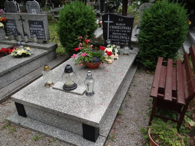 Grób Bronisława Chmielewska