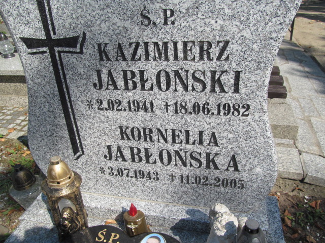 Iwona Rogalska 1973 Świdnica - Grobonet - Wyszukiwarka osób pochowanych