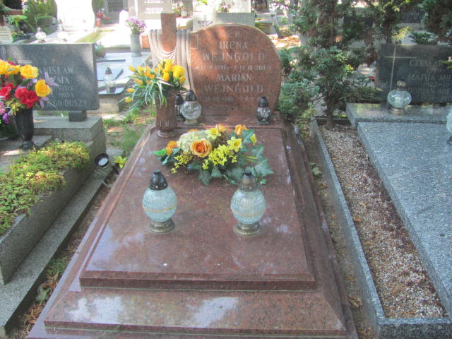 Grób Irena Wejngold
