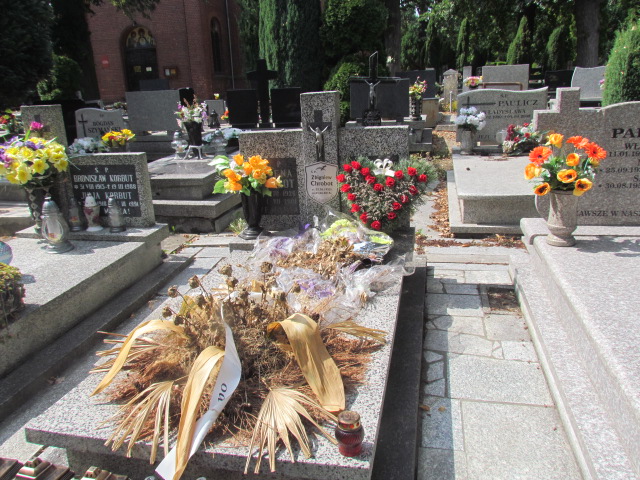 Grób Helena Chrobot