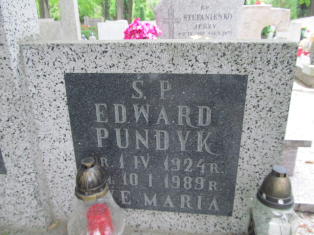 Edward Pundyk 1924 Świdnica - Grobonet - Wyszukiwarka osób pochowanych