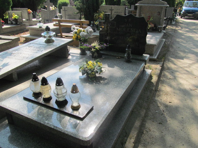 Grób Maria Molenda