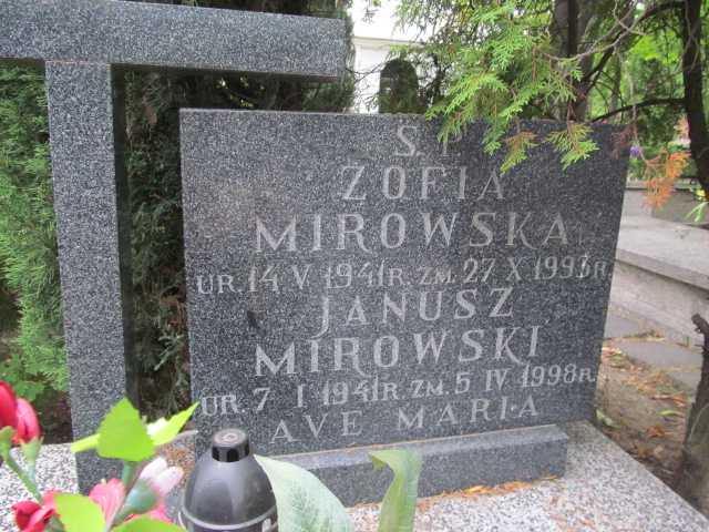 Janusz Mirowski 1941 Świdnica - Grobonet - Wyszukiwarka osób pochowanych