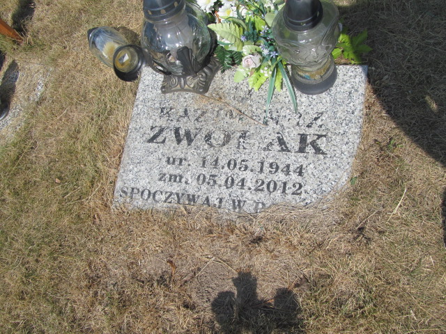 Kazimierz Zwolak 1944 Świdnica - Grobonet - Wyszukiwarka osób pochowanych