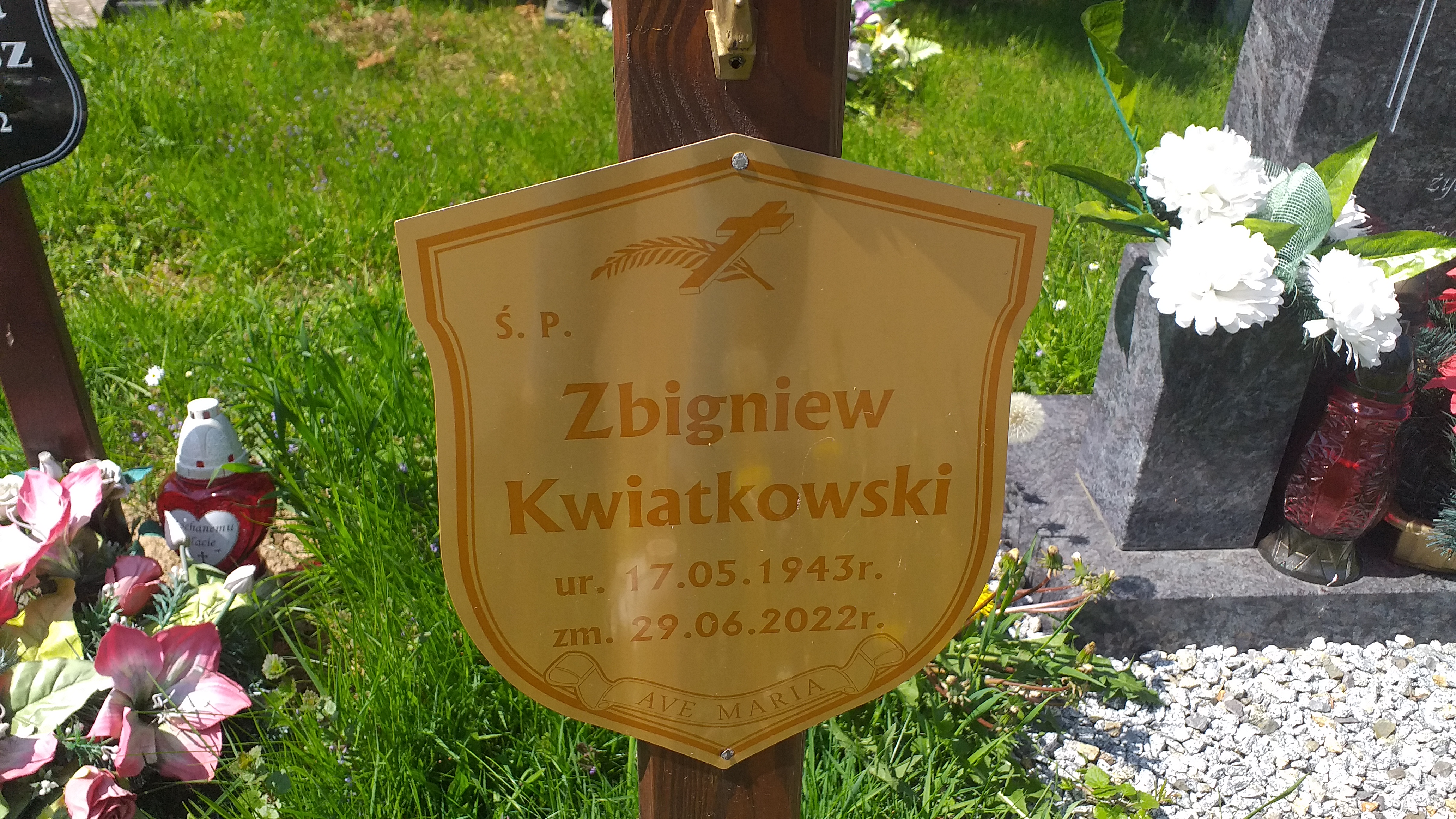 Zbigniew Kwiatkowski 1943 Świdnica - Grobonet - Wyszukiwarka osób pochowanych