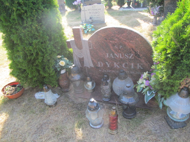 Grób Janusz Dykcik