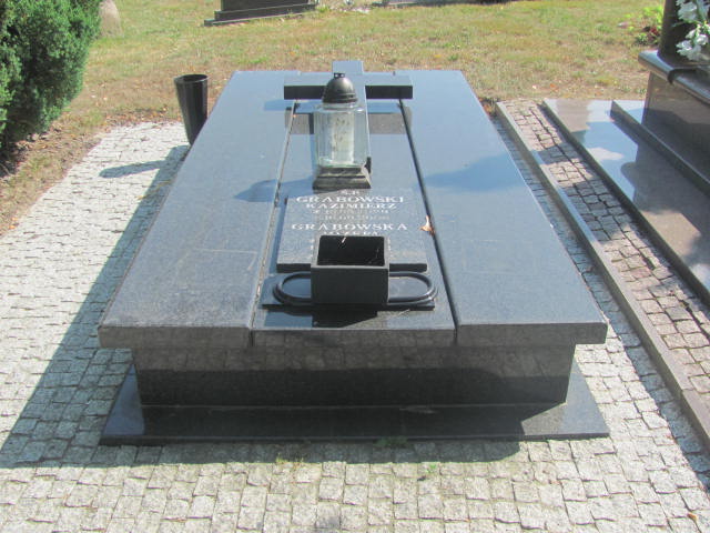 Grób Kazimierz Grabowski