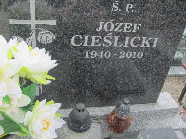 Józef Andrzej Cieślicki 1940 Świdnica - Grobonet - Wyszukiwarka osób pochowanych