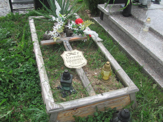 Grób Urszula Łukasiewicz