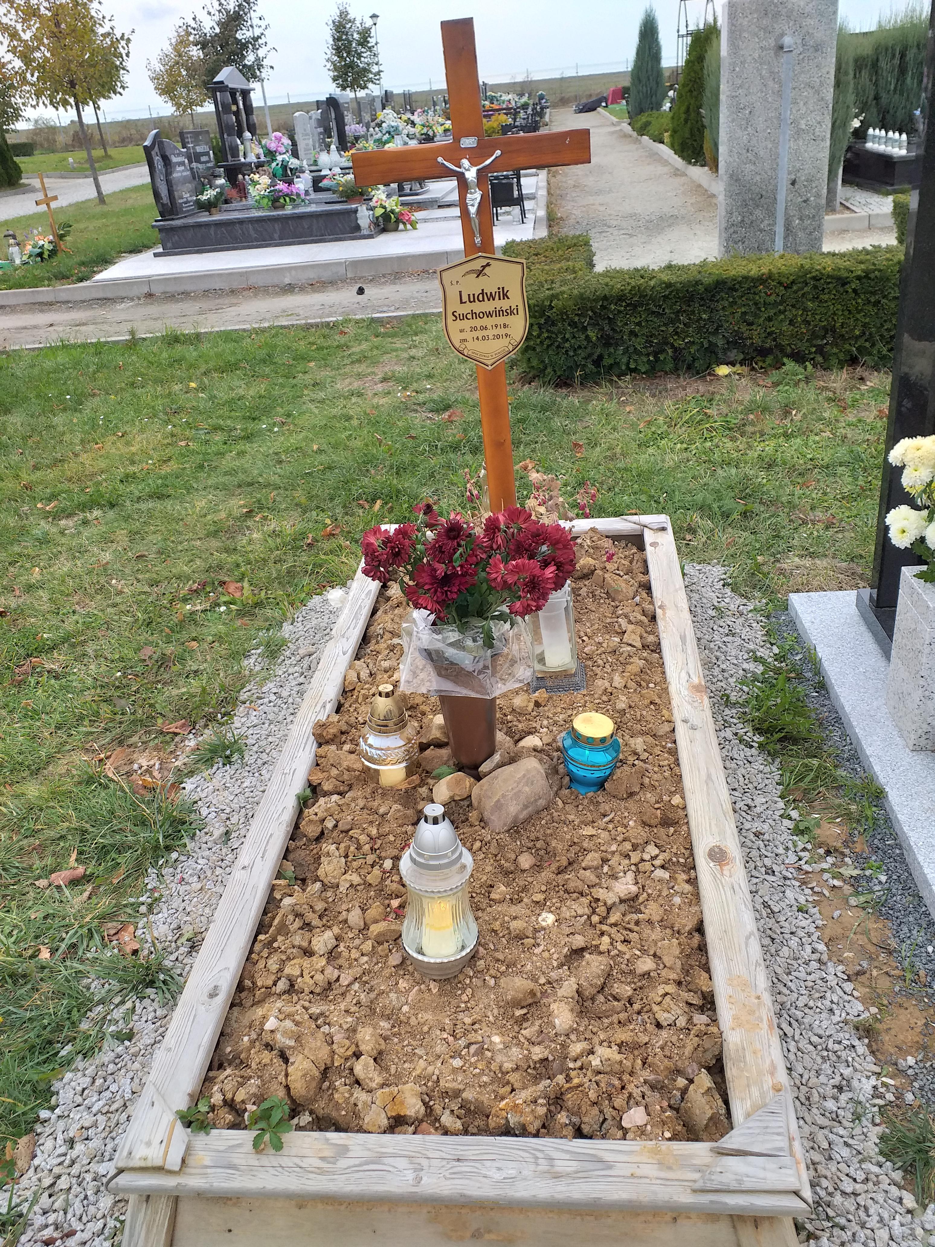 Grób Ludwik Suchowiński